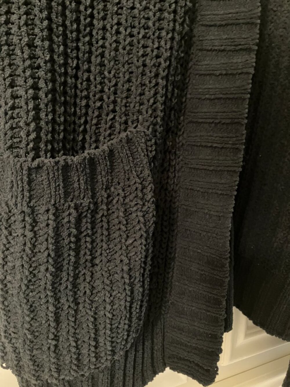American Eagle Black Open Front Cardigan/ Sweater size L - Picture 3 of 4
